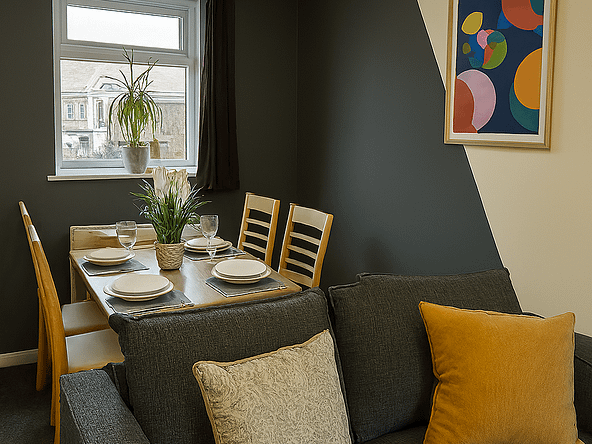 Premium Large 9 bedroom student house Lancaster is your ideal large-group student home. Best large student houses for groups near Lancaster University